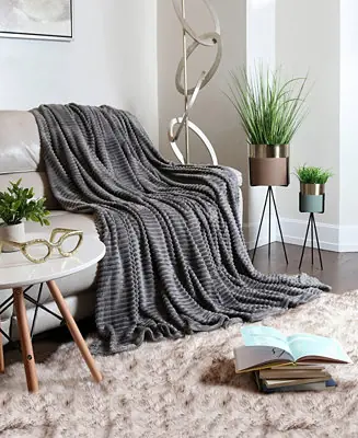 Free Shipping Cut Plush Lightweight Super Soft Fuzzy Luxury Bed Blanket, Twin