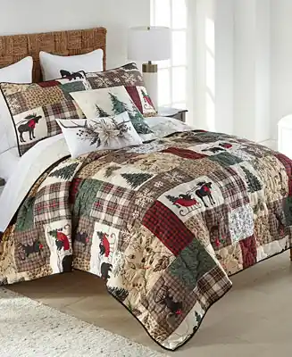 Exclusive Dashing Patchwork 2-Pc. Quilt Set, Twin