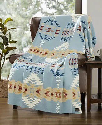 Rancho Arroyo Throw, 50" x 70" New Arrival