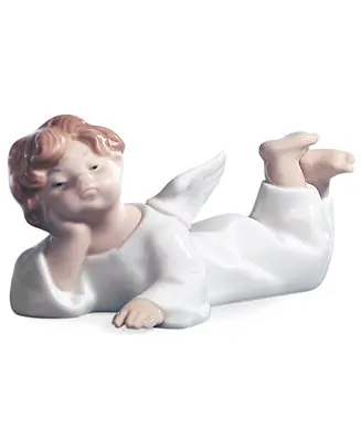 Lladro Collectible Figurine, Angel Laying Down No Minimum Order