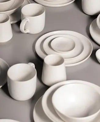 Editor’s Pick Dining & Entertaining Collection