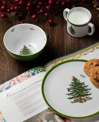 Christmas Tree Melamine Dinnerware Collection Exclusive